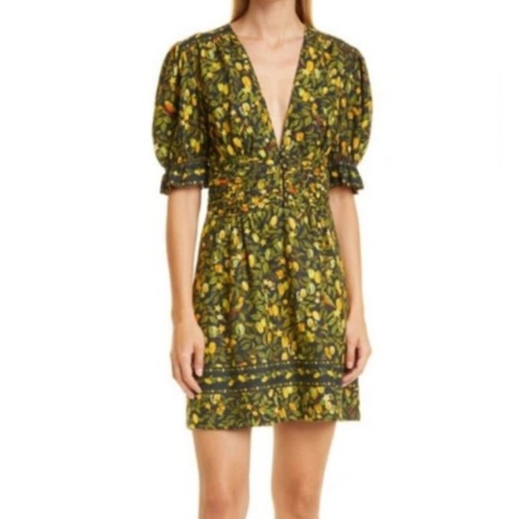 FARM Rio Dresses & Skirts - FARM RIO Star Fruit ⭐️ Minin Linen Dress